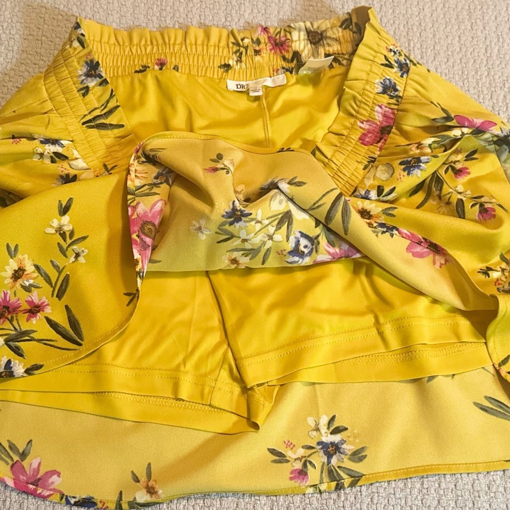 DR2 Vibrant Yellow Floral Skirt